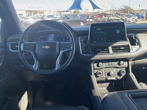 Certified 2023 Chevrolet Suburban Premier image 8