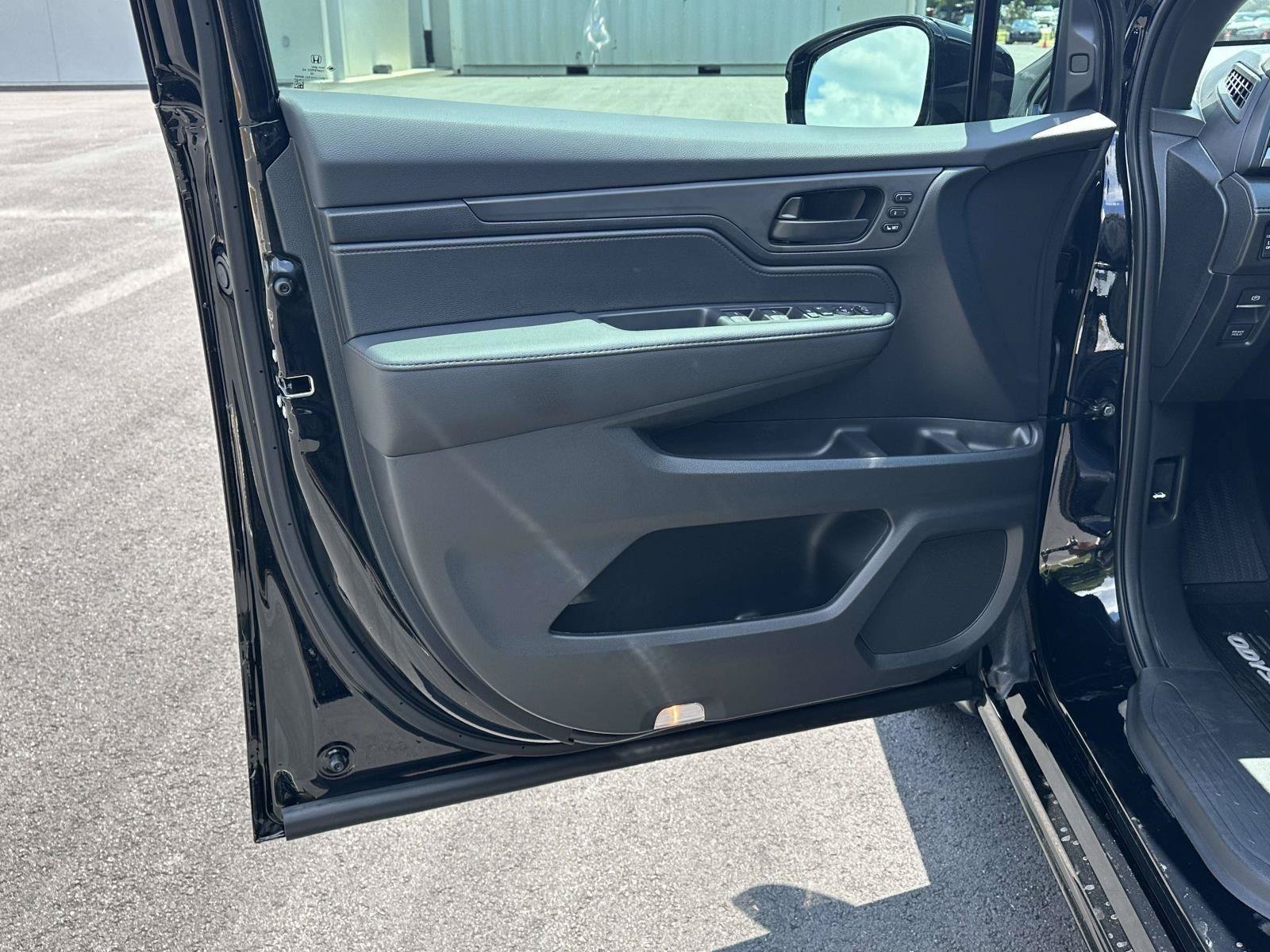 New 2026 Honda Odyssey Sport-L image 5