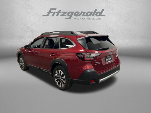 Used 2024 Subaru Outback Limited AWD/4WD image 3