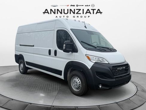 New 2026 RAM ProMaster 3500 w/ Premium Convenience Group image 7