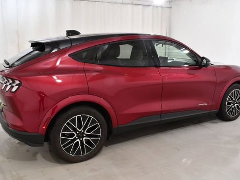 Used 2025 Ford Mustang Mach-E Premium image 11