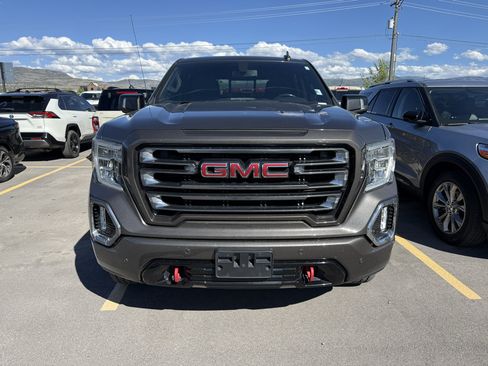 Used 2019 GMC Sierra 1500 AT4 w/ AT4 Premium Package AWD/4WD image 2
