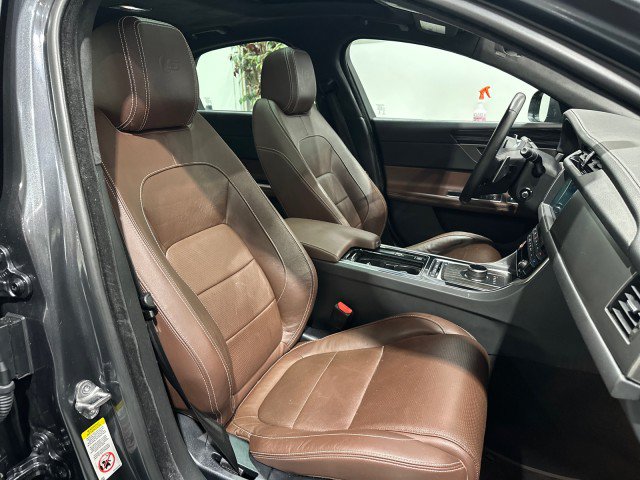 Used 2019 Jaguar XF S AWD/4WD image 83