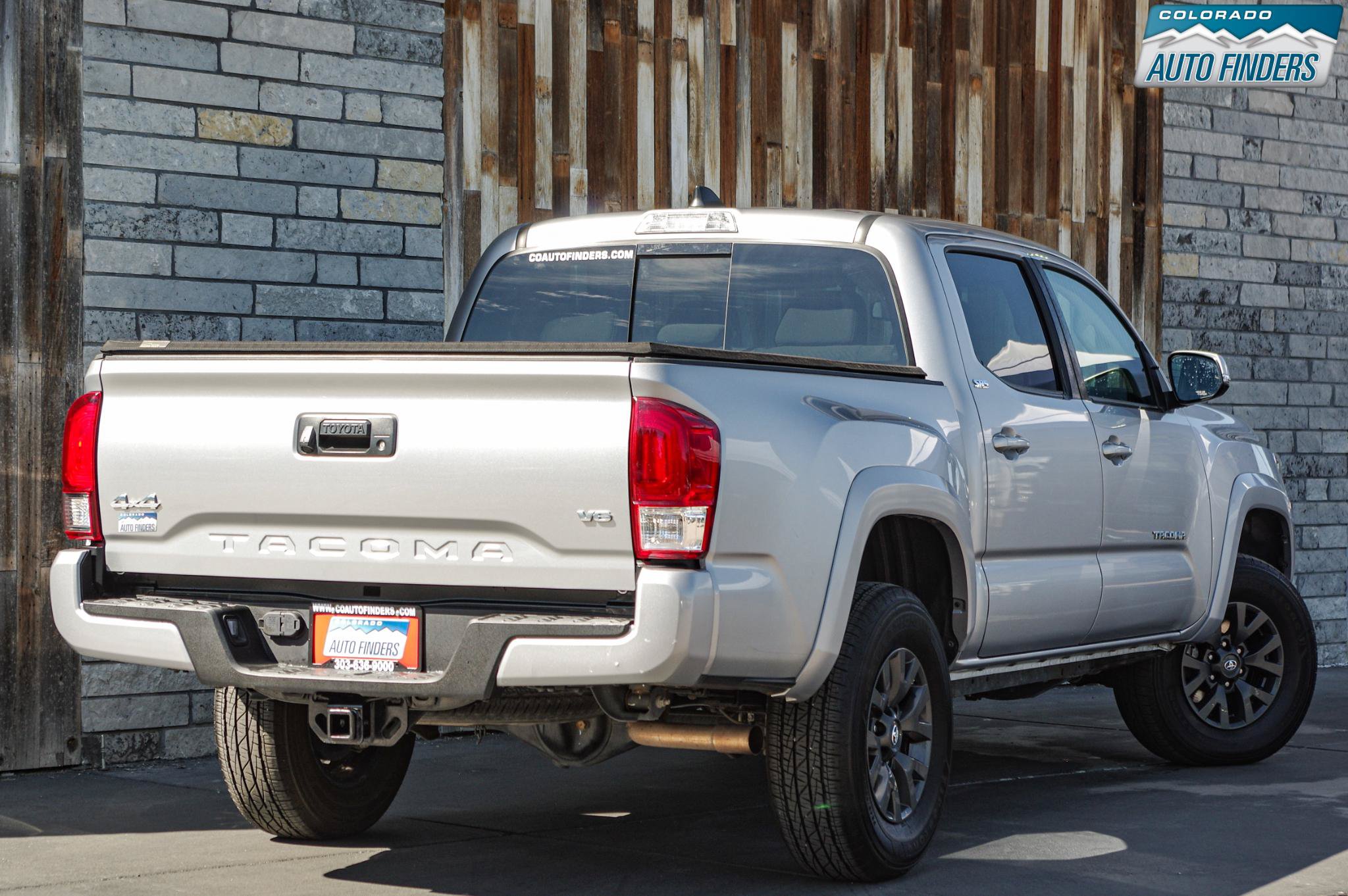 Used 2020 Toyota Tacoma SR5 w/ Technology Package AWD/4WD image 7
