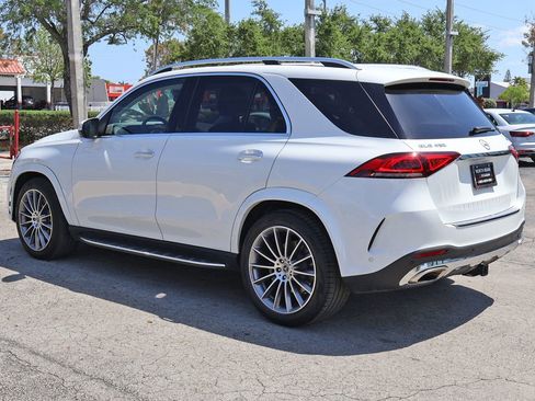 Used 2021 Mercedes-Benz GLE 450 4MATIC w/ AMG Line Exterior image 11