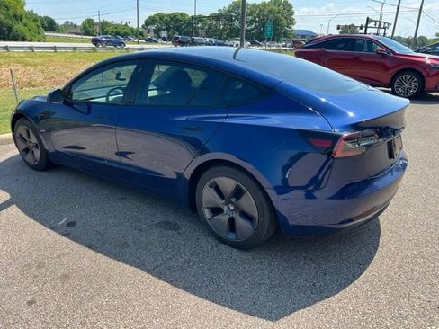 Used 2022 Tesla Model 3 Long Range AWD/4WD image 3