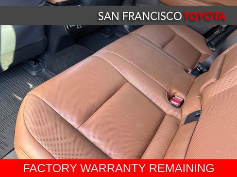 Used 2025 Toyota Crown Signia image 17