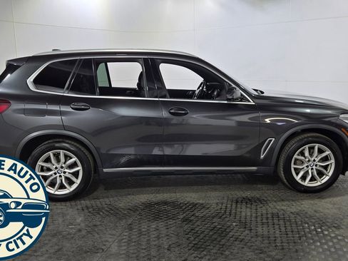 Used 2021 BMW X5 xDrive40i w/ Premium Package AWD/4WD image 8