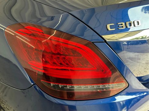 Used 2020 Mercedes-Benz C 300 4MATIC Sedan image 33