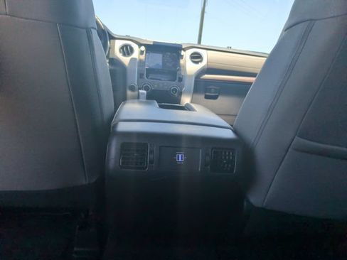 Used 2020 Toyota Tundra Limited w/ Limited Premium Package AWD/4WD image 31