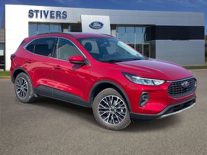 Used 2025 Ford Escape SE