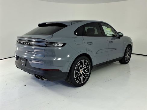 New 2026 Porsche Cayenne E-Hybrid Coupe image 25
