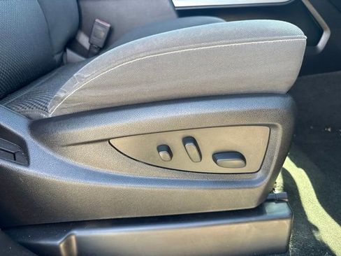 Used 2017 Chevrolet Silverado 1500 LT w/ All Star Edition AWD/4WD image 27
