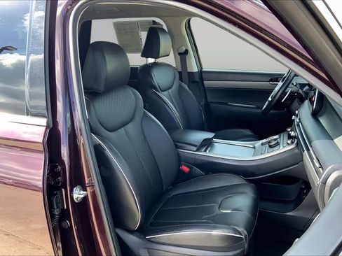 Used 2024 Hyundai Palisade SEL FWD image 9
