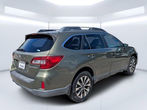 Used 2015 Subaru Outback 2.5i Limited AWD/4WD image 4