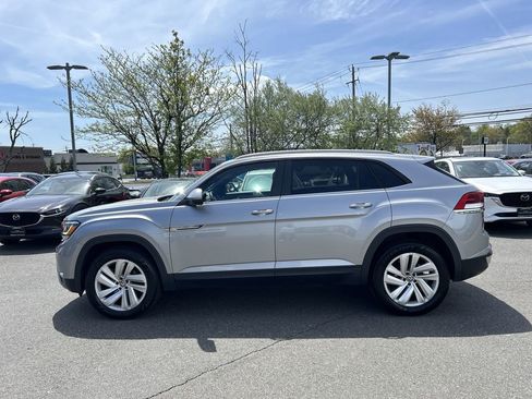 Used 2020 Volkswagen Atlas Cross Sport SE w/ Panoramic Sunroof Package AWD/4WD image 5