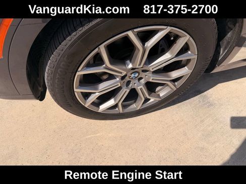 Used 2019 BMW X7 xDrive40i w/ Premium Package AWD/4WD image 8