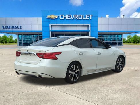 Used 2017 Nissan Maxima Platinum FWD image 4