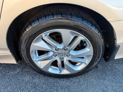 Used 2020 Honda Accord LX image 12