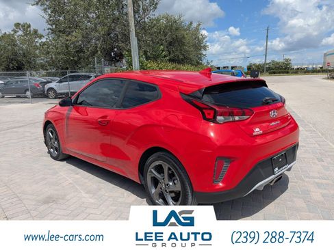 Used 2019 Hyundai Veloster 2.0 image 5