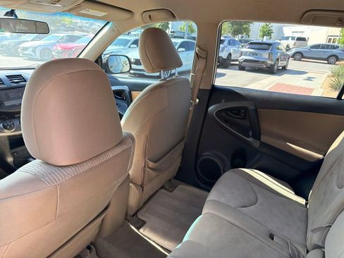 Used 2010 Toyota RAV4 2WD w/ Base L4 Extra Value Pkg image 32