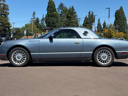 Used 2005 Ford Thunderbird RWD image 7