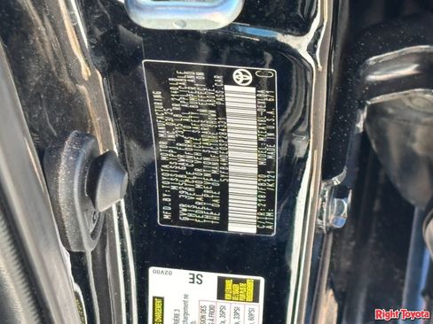 Certified 2025 Toyota Corolla LE FWD image 33