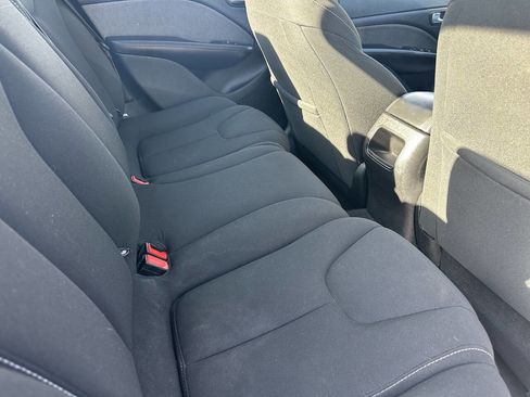Used 2014 Dodge Dart SXT image 5
