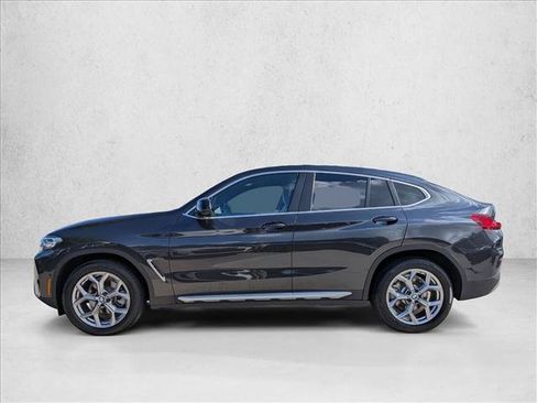 Used 2025 BMW X4 xDrive30i w/ Premium Package AWD/4WD image 9