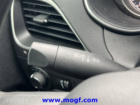 Used 2021 Jeep Cherokee Latitude image 13