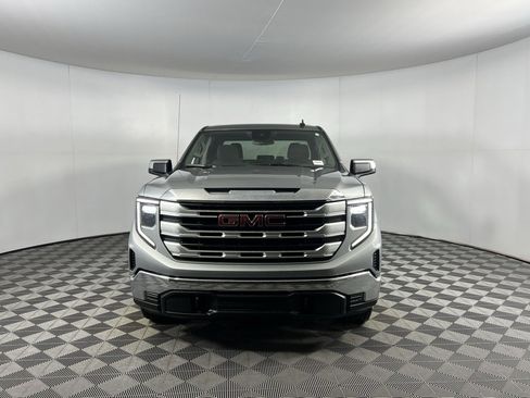 Used 2024 GMC Sierra 1500 SLE image 11