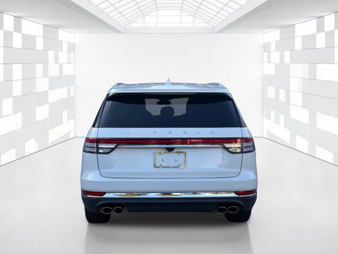 Used 2022 Lincoln Aviator Reserve w/ Elements Package Plus RWD image 6