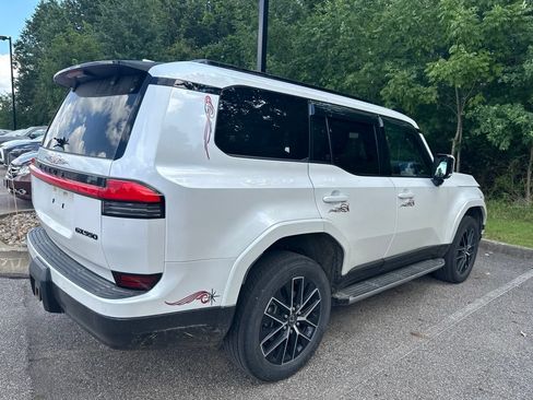 Used 2024 Lexus GX 550 w/ Accessory Package (Z1) AWD/4WD image 6