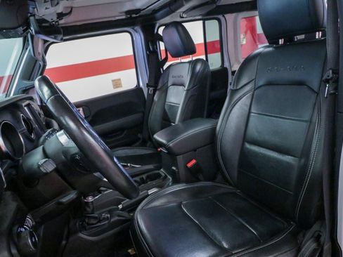 Used 2021 Jeep Wrangler Unlimited Sahara image 11