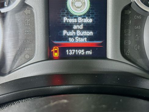 Used 2020 RAM 1500 Lone Star RWD image 18