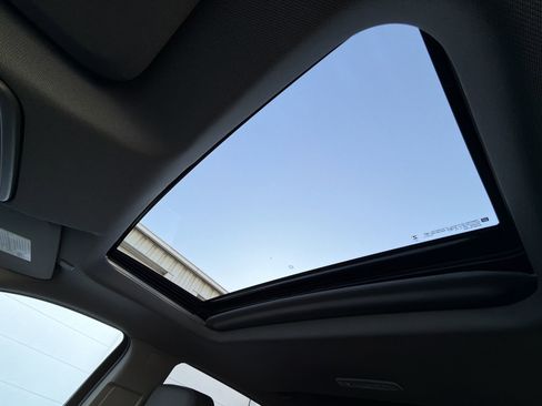 New 2026 GMC Sierra 1500 SLT w/ SLT Premium Plus Package image 19