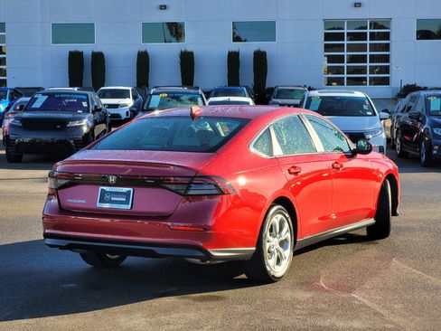 Certified 2024 Honda Accord LX image 5