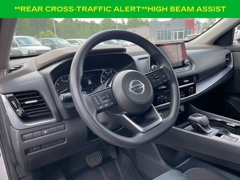 Used 2021 Nissan Rogue SV AWD/4WD image 15