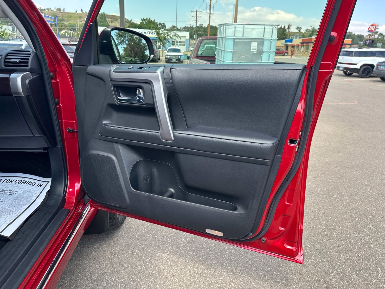 Used 2022 Toyota 4Runner Limited AWD/4WD image 42