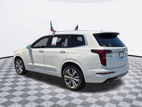Certified 2020 Cadillac XT6 Premium Luxury FWD image 5