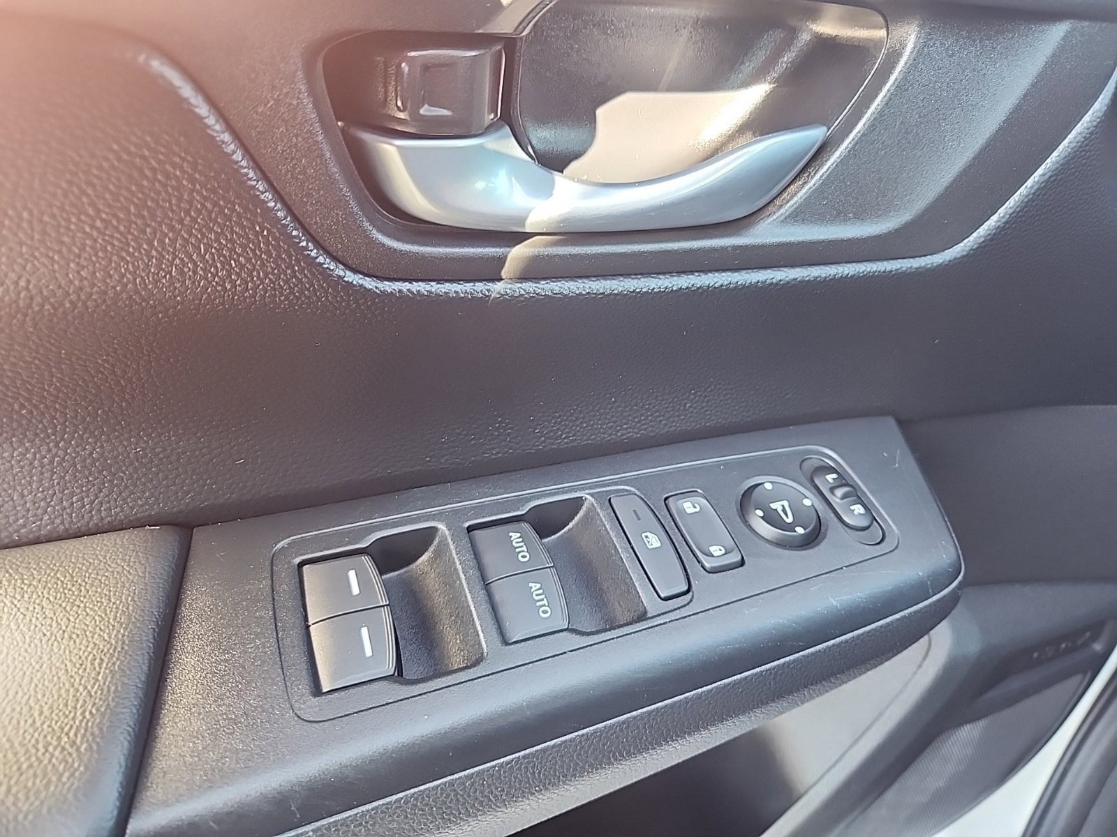 Used 2024 Honda CR-V EX image 27