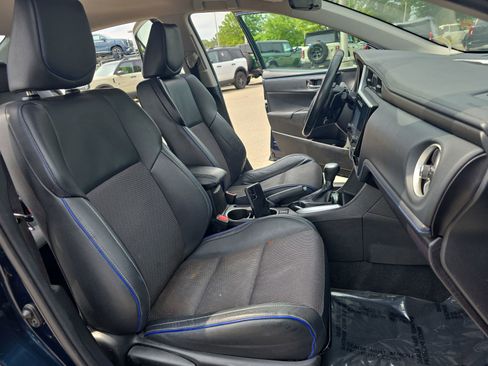 Used 2018 Toyota Corolla SE FWD image 10