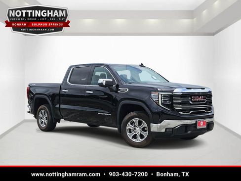 Used 2025 GMC Sierra 1500 SLT AWD/4WD image 1