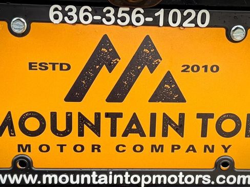 Used 2019 Jeep Grand Cherokee Overland w/ Interior Metal Package AWD/4WD image 35
