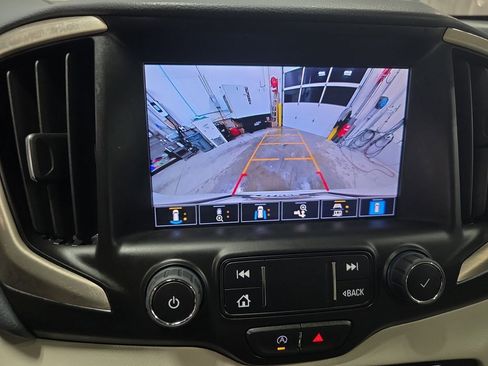 Used 2024 GMC Terrain Denali w/ Denali Premium Package image 25