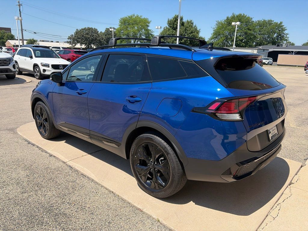 Used 2025 Kia Sportage X-Line w/ Premium Package AWD/4WD image 6