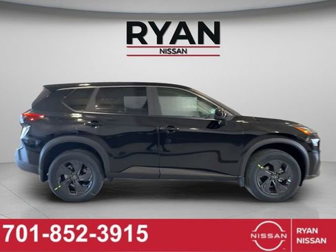 New 2026 Nissan Rogue SV w/ Cold Weather Package AWD/4WD image 6