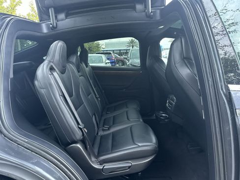 Used 2018 Tesla Model X 100D AWD/4WD image 16