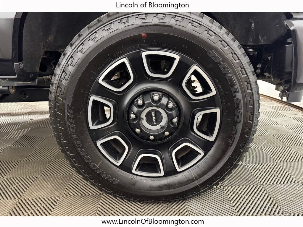 Used 2026 Ford F350 Platinum w/ Tremor Off-Road Package AWD/4WD image 32