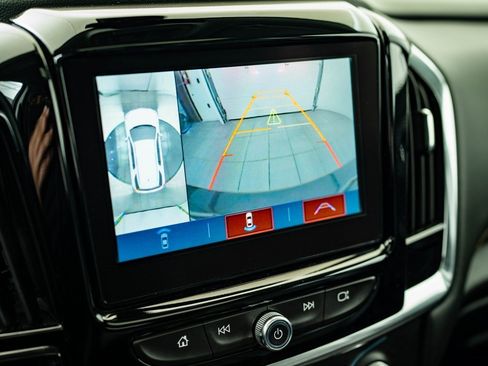 Used 2019 Chevrolet Traverse LT image 31